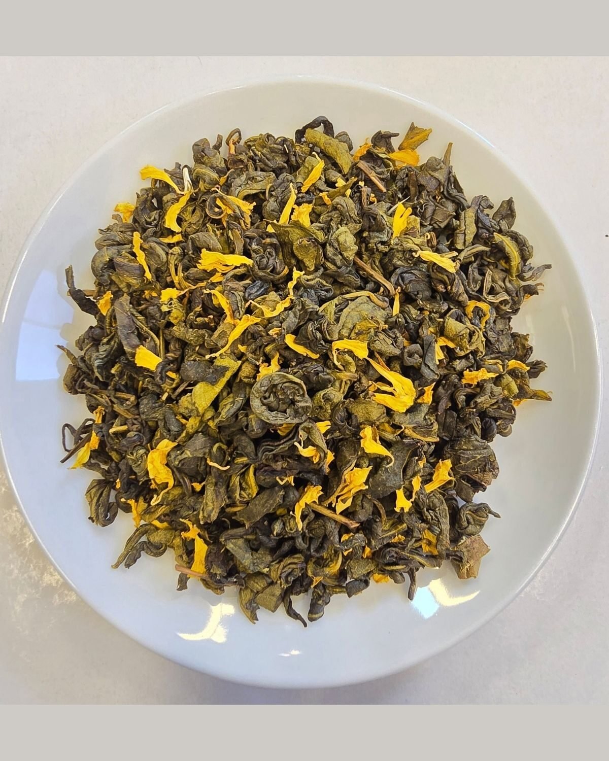 Apple Black Tea — out of the pack