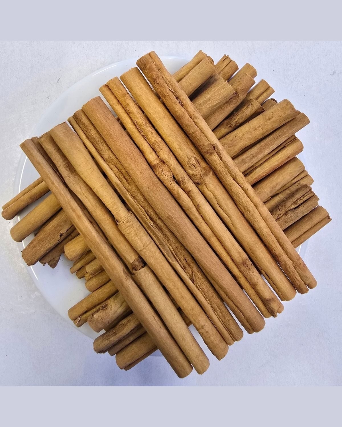 Cinnamon Sticks — Alba — out of the pack
