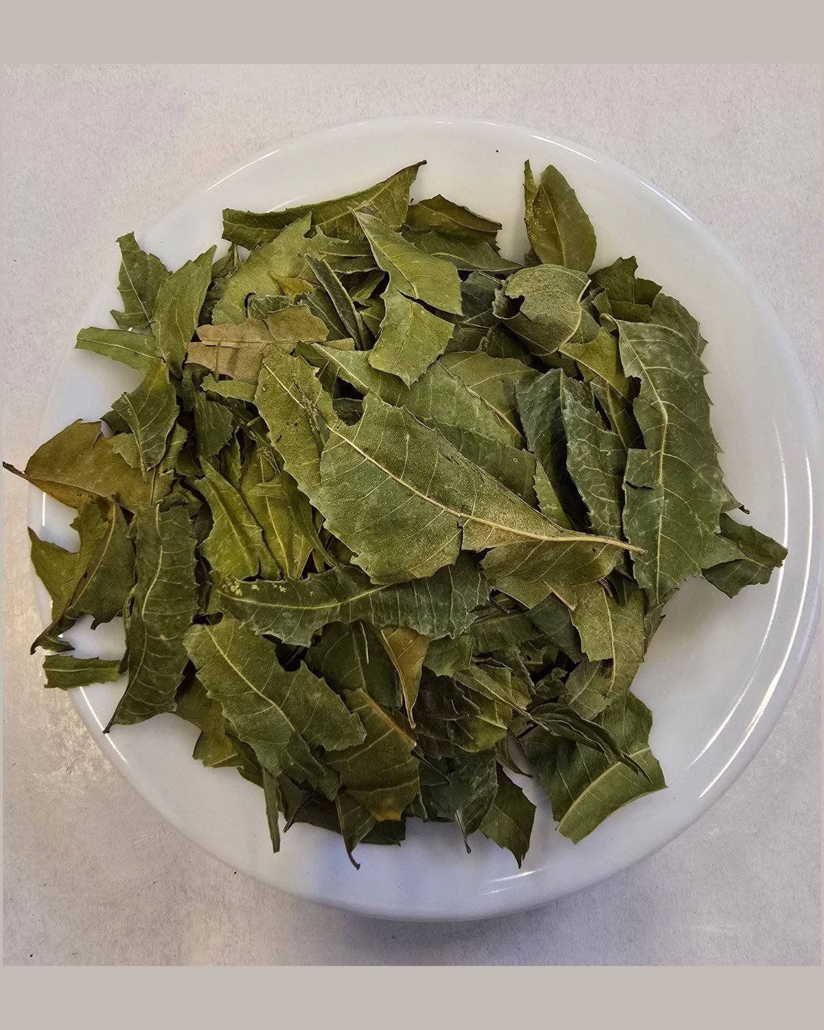 Kohomba Leaves — out of the pack
