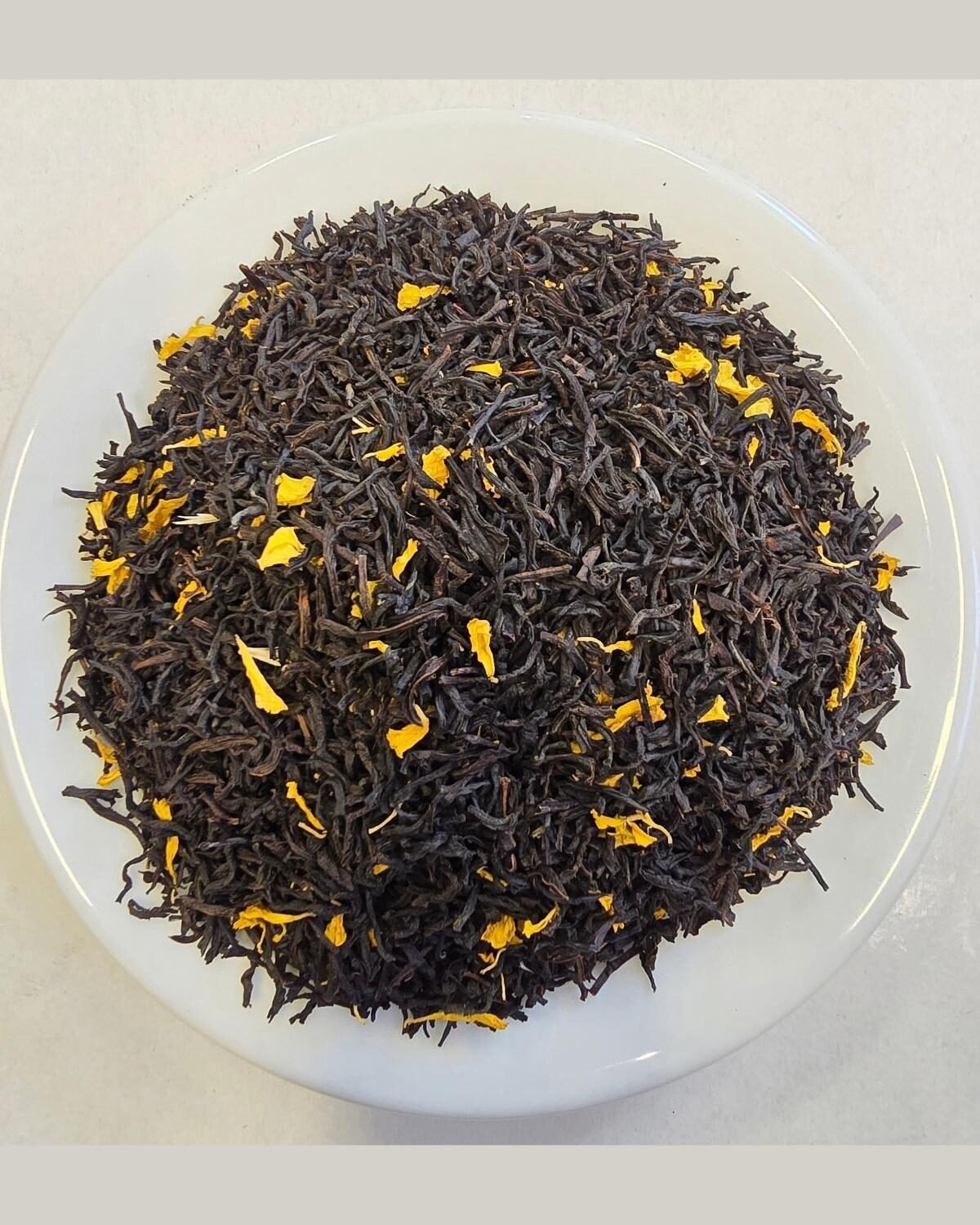Pineapple Black Tea — out of the pack